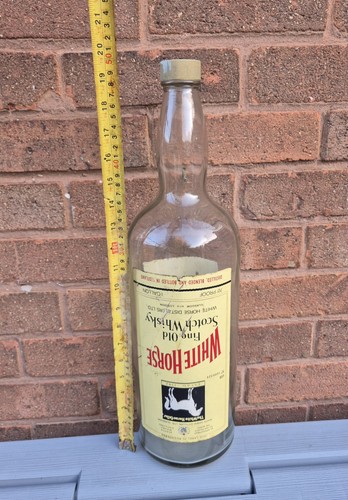 Large vintage empty white - large,