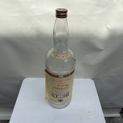 Vintage giant bells whisky - ,